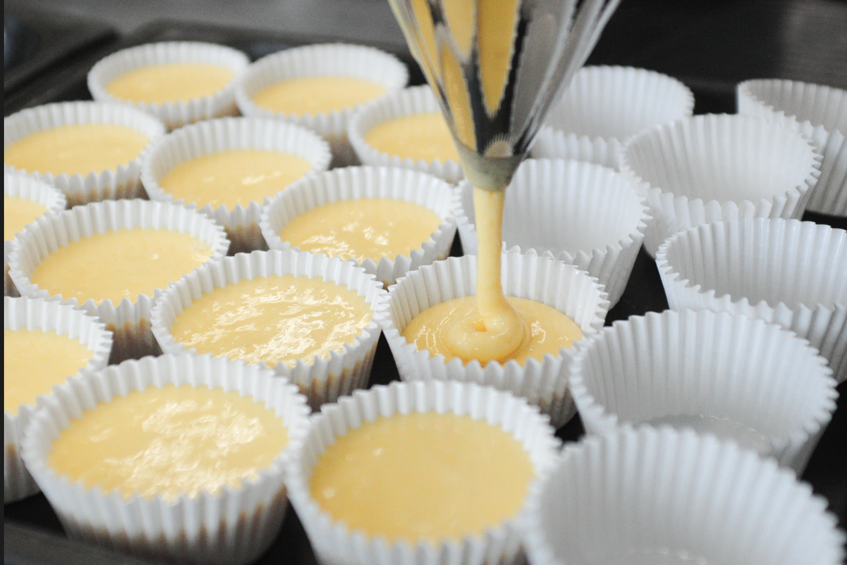 レモン風味のビスキュイ・ド・サヴォワのカット